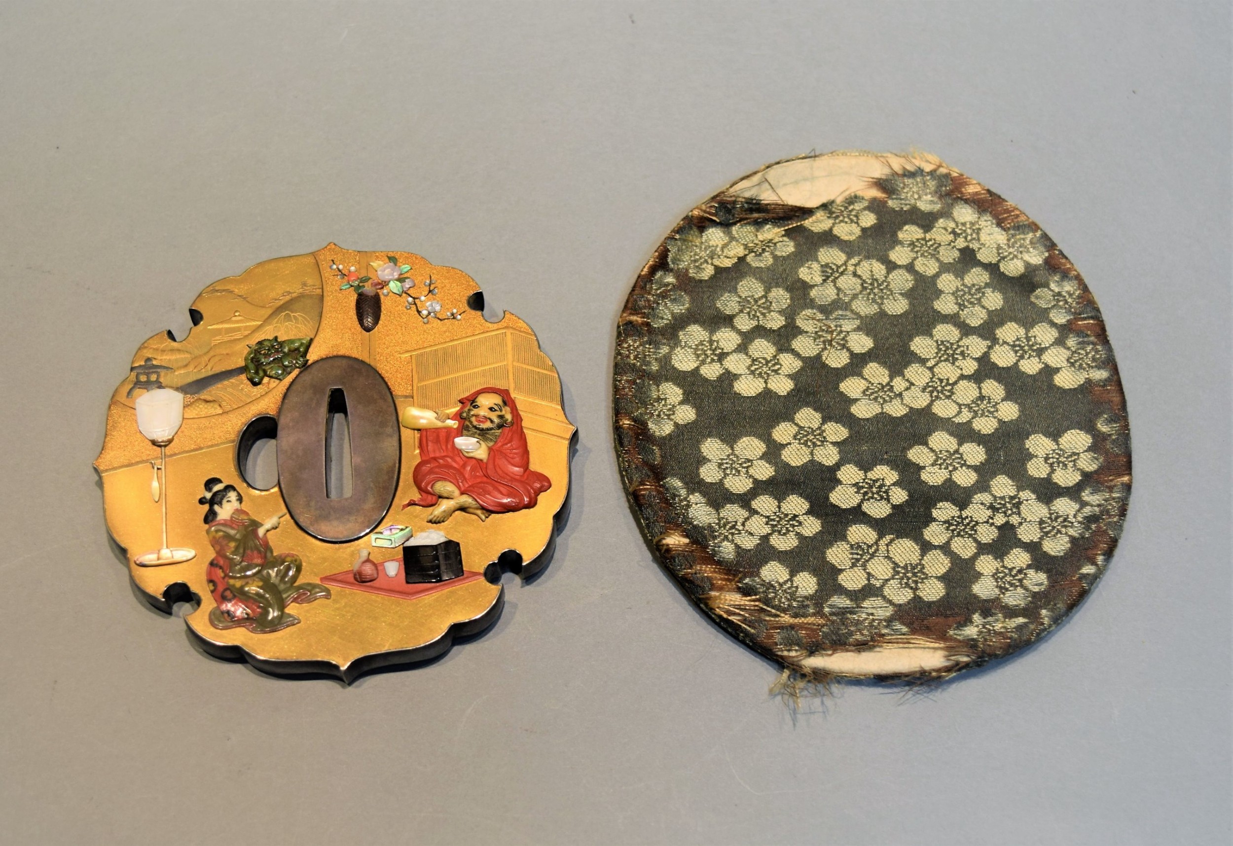 JAPANESE SILVER MOUNTED GOLD LACQUER & SHIBAYAMA TSUBA SIGNED RYOGETSU View II