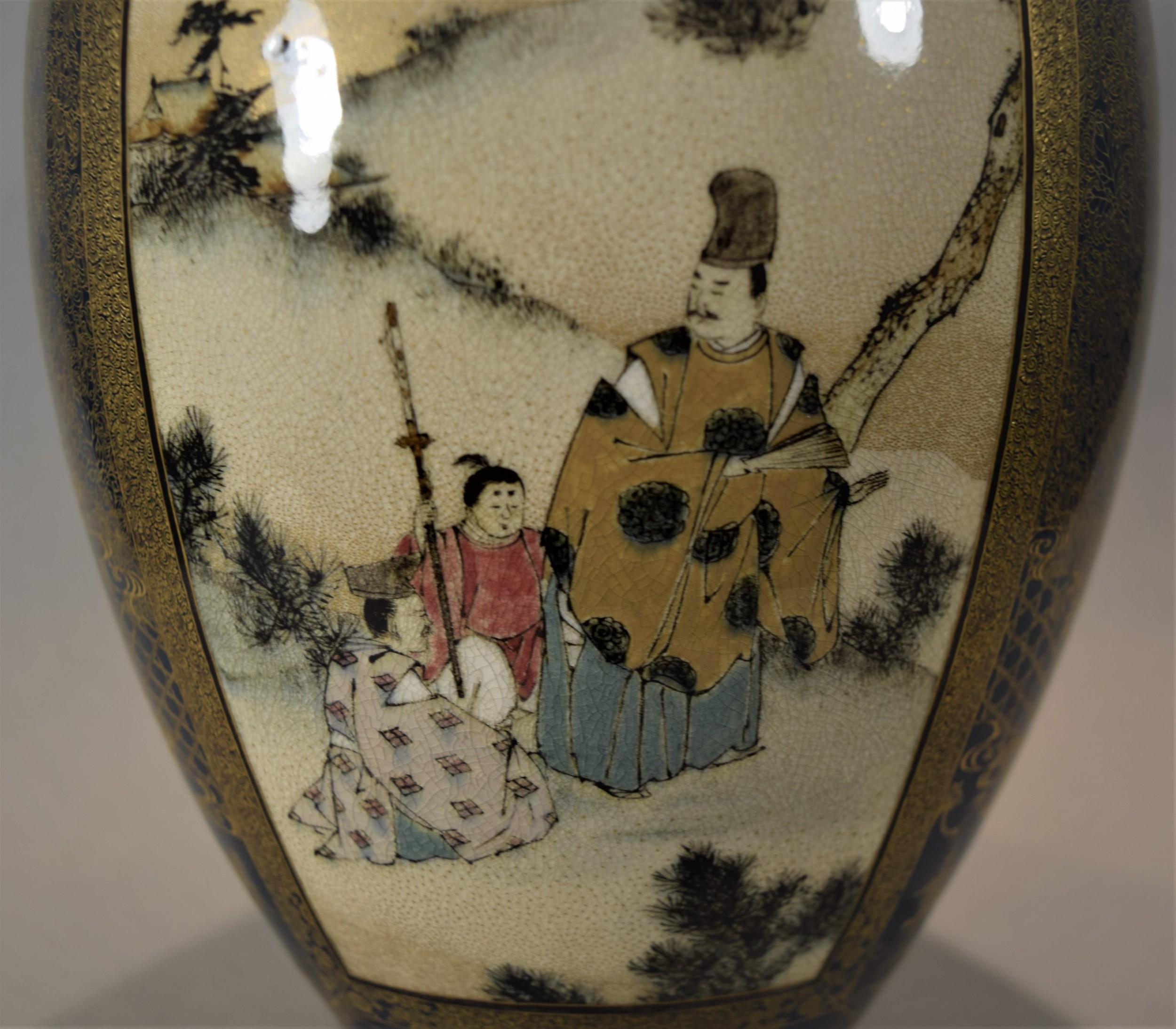 A LARGE HIGH QUALITY JAPANESE TEAL GROUND SATSUMA VASE BY YOZAN View X