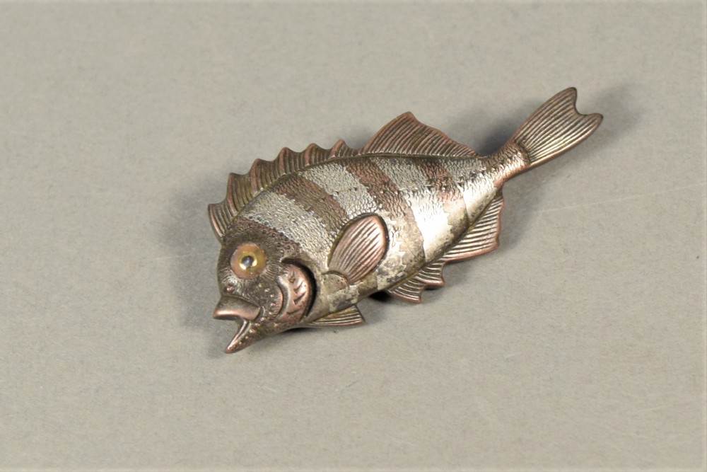 FINE QUALITY JAPANESE MIXED METAL MENUKI - AFTER IWAMOTO RYOKAN View III