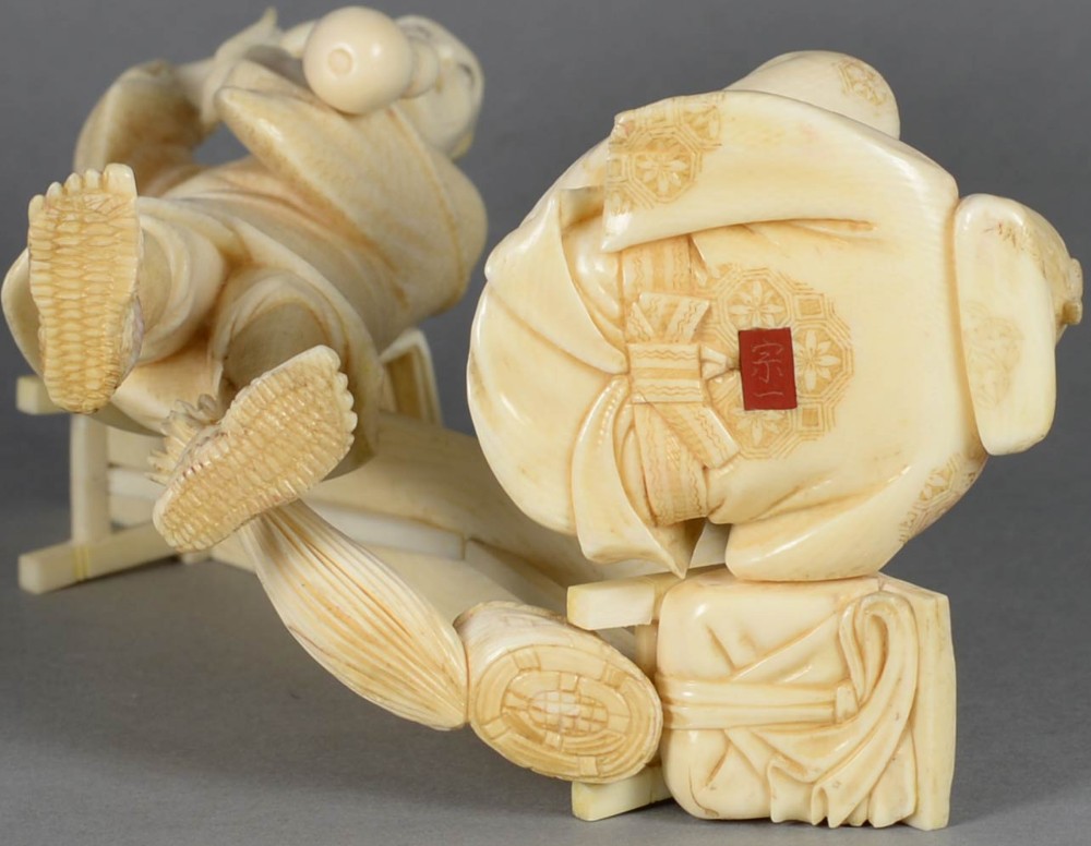FINE JAPANESE IVORY OKIMONO GROUP - TWO DRUNKEN MEN - BY MUNEKAZU View XI