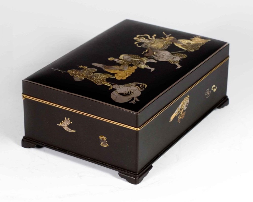 FINE QUALITY JAPANESE MEIJI PERIOD KOMAI STYLE IRON BOX - SEVEN LUCKY GODS OF JAPAN View III