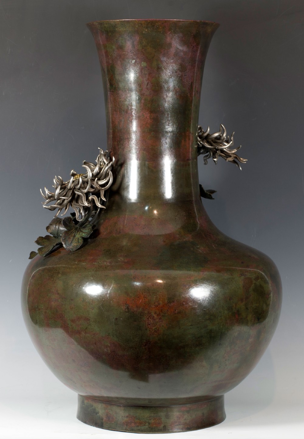 LARGE DECORATIVE JAPANESE BRONZE & MIXED METAL VASE - CHRYSANTHEMUMS View IV