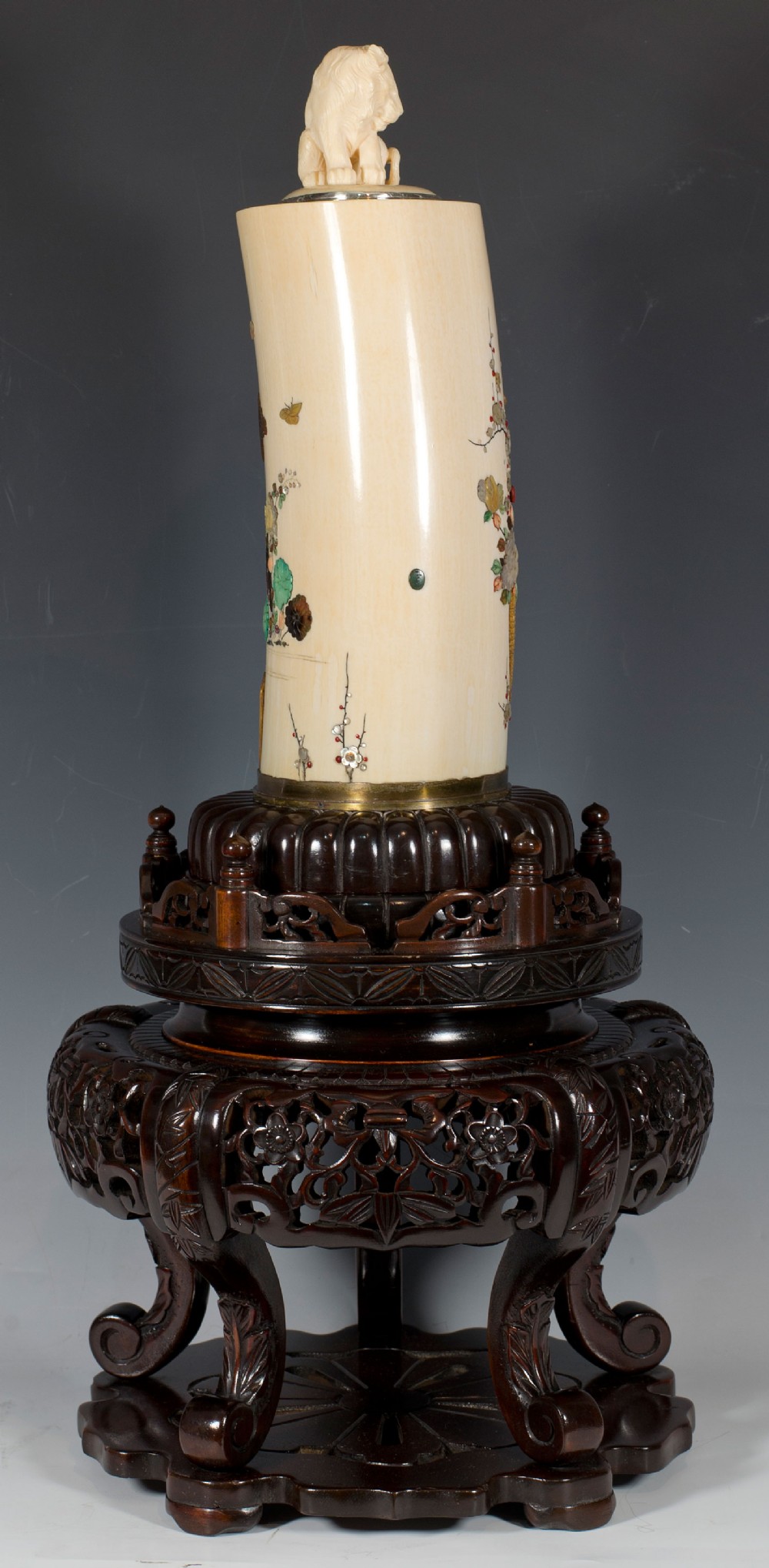 LARGE JAPANESE IVORY & SHIBAYAMA LIDDED TUSK VASE ON STAND - PARROT View II