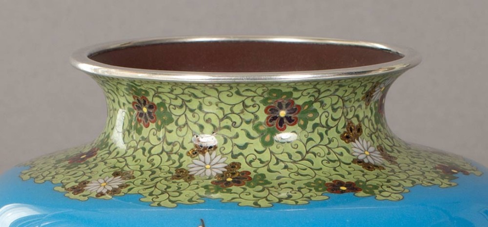 FINE QUALITY PAIR OF JAPANESE GOLD WIRE SILVER MOUNTED CLOISONNE ENAMEL VASES View XX