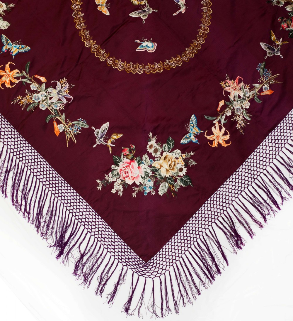 BEAUTIFUL JAPANESE SILK EMBROIDERED SHAWL MEIJI PERIOD - BUTTERFLIES AND FLOWERS View II