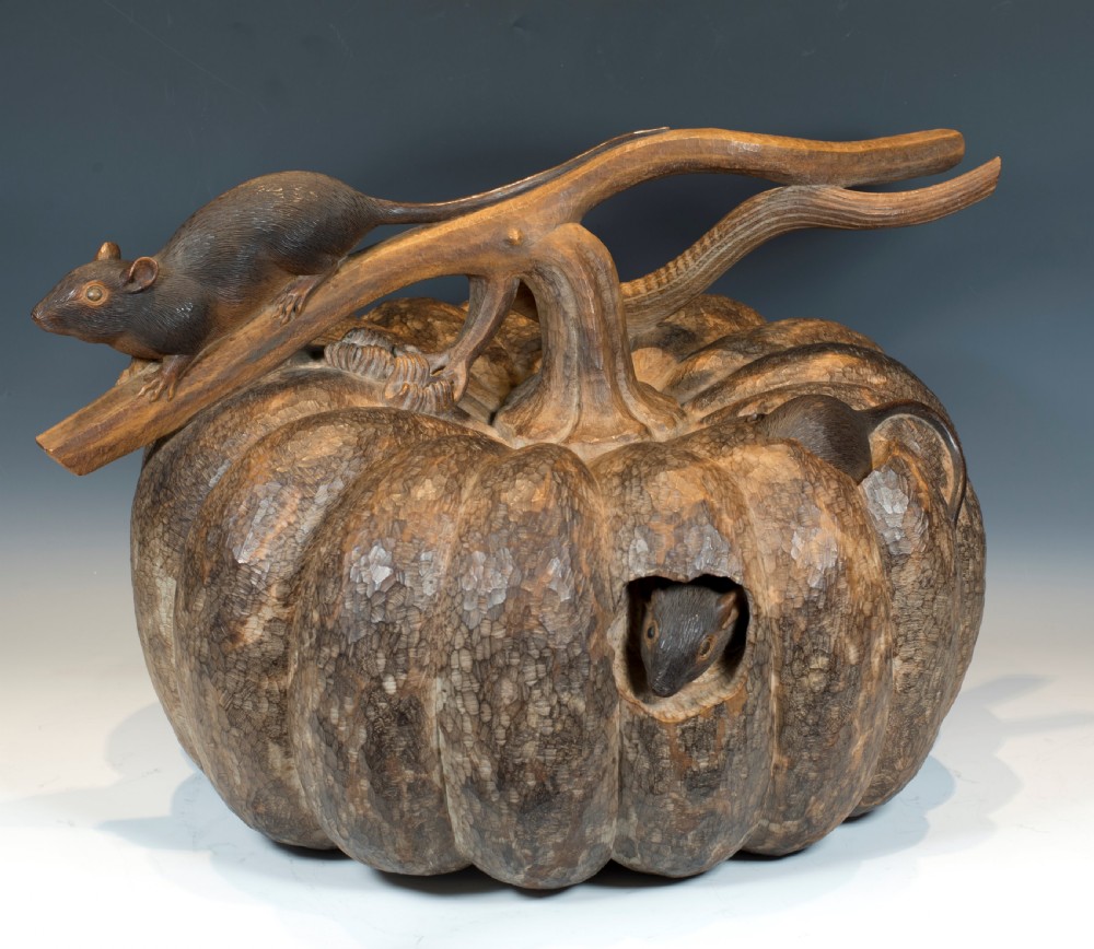 FASCINATING LIFE-SIZE JAPANESE HARDWOOD OKIMONO- PUMPKIN AND RATS