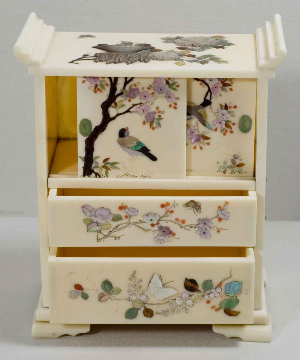 A MINIATURE JAPANESE IVORY AND SHIBAYAMA TABLE CABINET View X