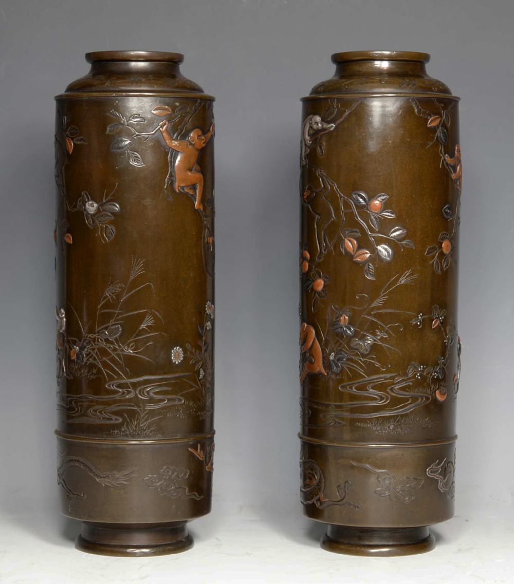 LARGE PAIR OF JAPANESE BRONZE & MIXED METAL MONKEY VASES- HAMADA YOSHIFUMI View V
