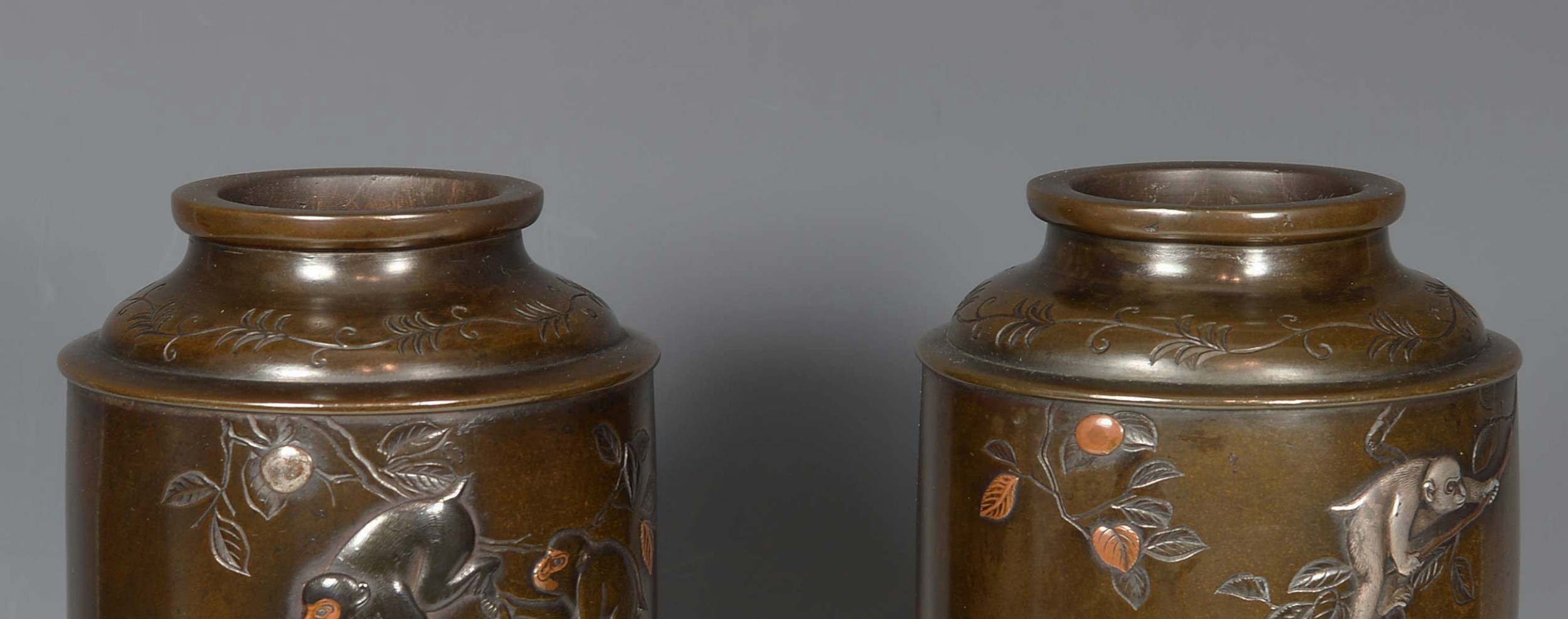LARGE PAIR OF JAPANESE BRONZE & MIXED METAL MONKEY VASES- HAMADA YOSHIFUMI View XI