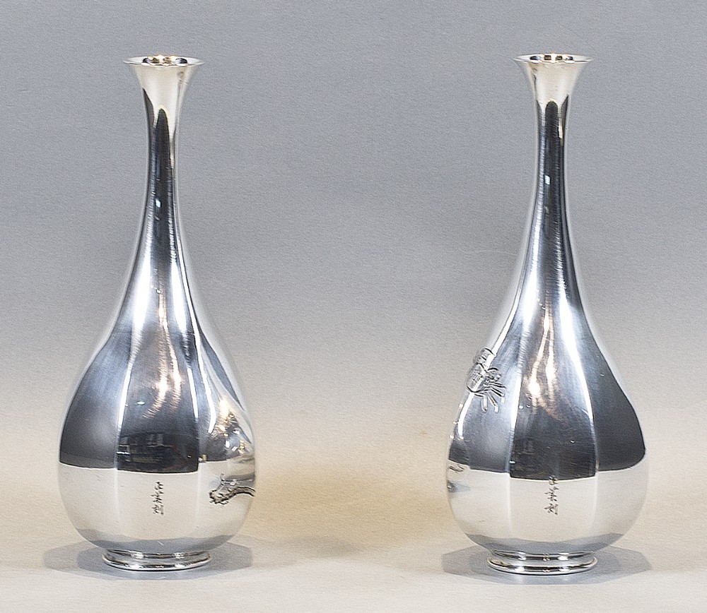 LOVELY PAIR OF JAPANESE SILVER VASES BY MASAYOSHI FOR THE HATTORI COMPANY View II