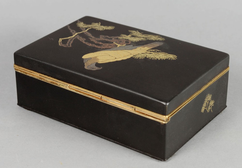 JAPANESE KOMAI STYLE DAMASCENED IRON SEA EAGLE TRINKET BOX  View III
