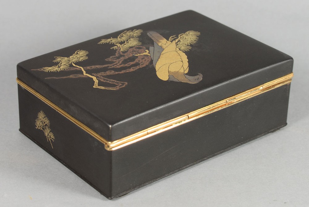 JAPANESE KOMAI STYLE DAMASCENED IRON SEA EAGLE TRINKET BOX  View VI
