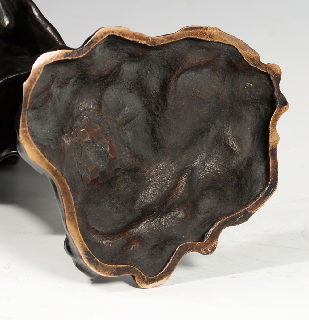 FASCINATING JAPANESE BRONZE OKIMONO 