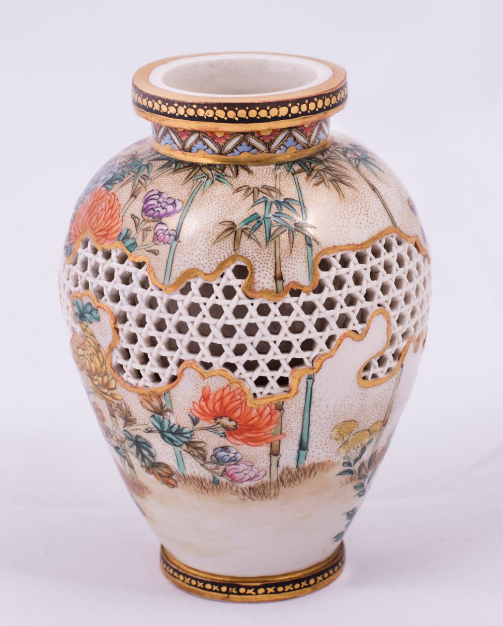 JAPANESE SATSUMA RETICULATED VASE BY RYOKUZAN View V