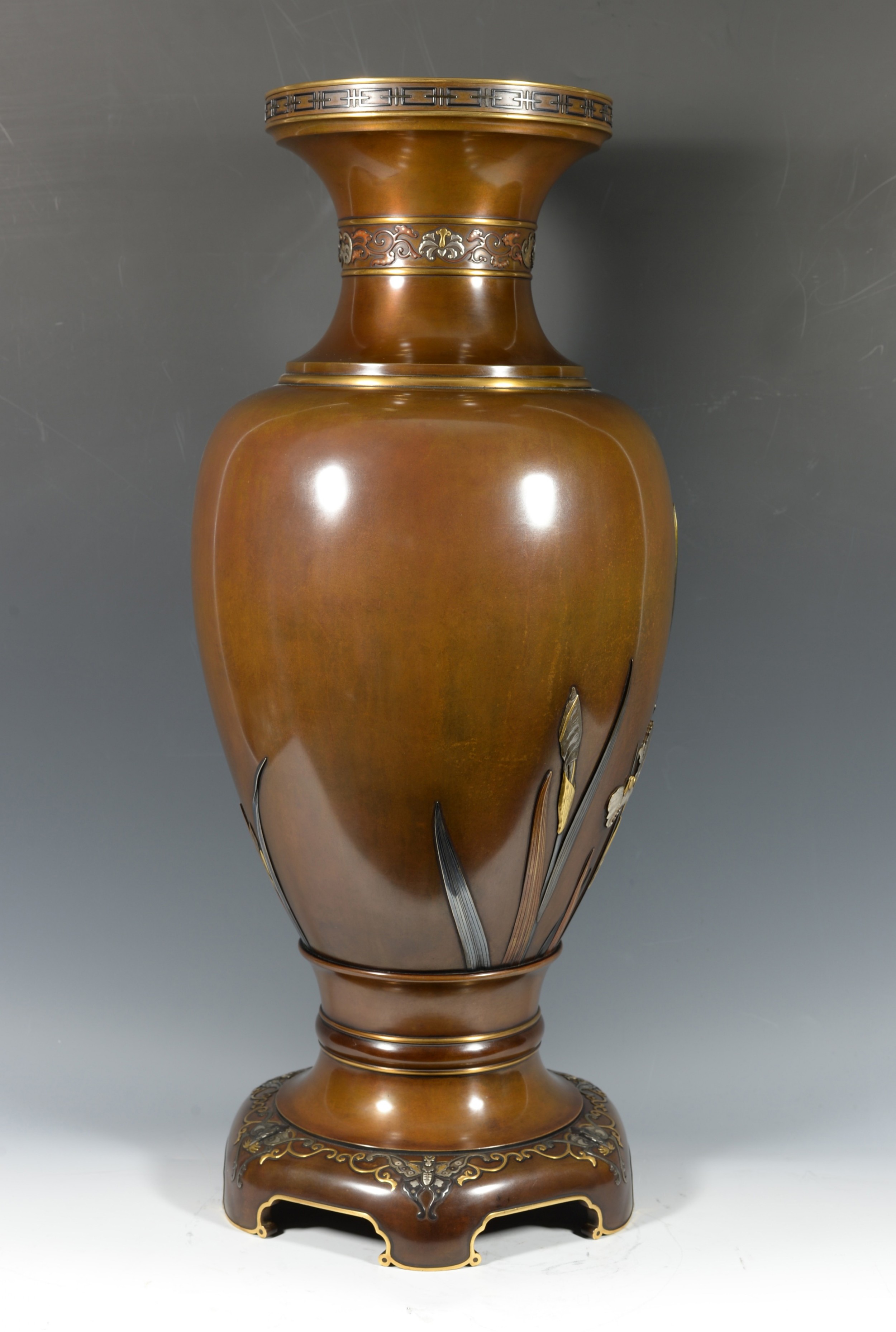 Large Exhibition  Quality Japanese Mixed Metal Vase - Yukiaki For Nogawa Company View III