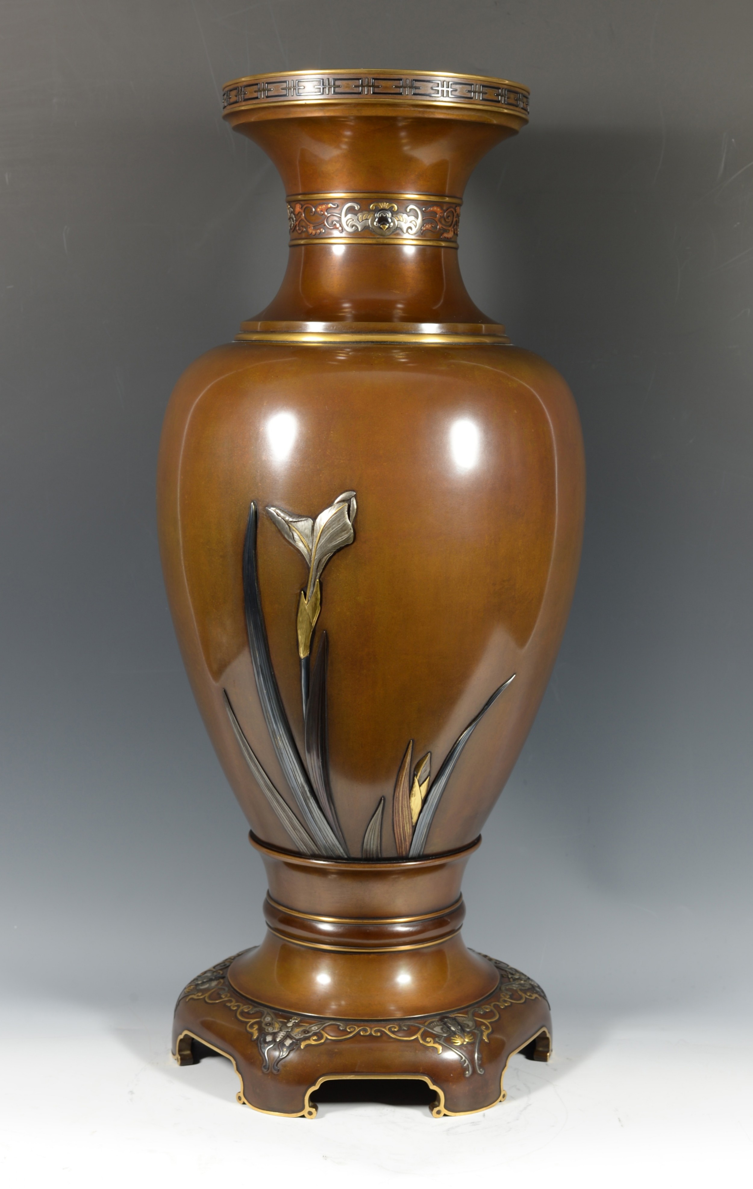 Large Exhibition  Quality Japanese Mixed Metal Vase - Yukiaki For Nogawa Company View V