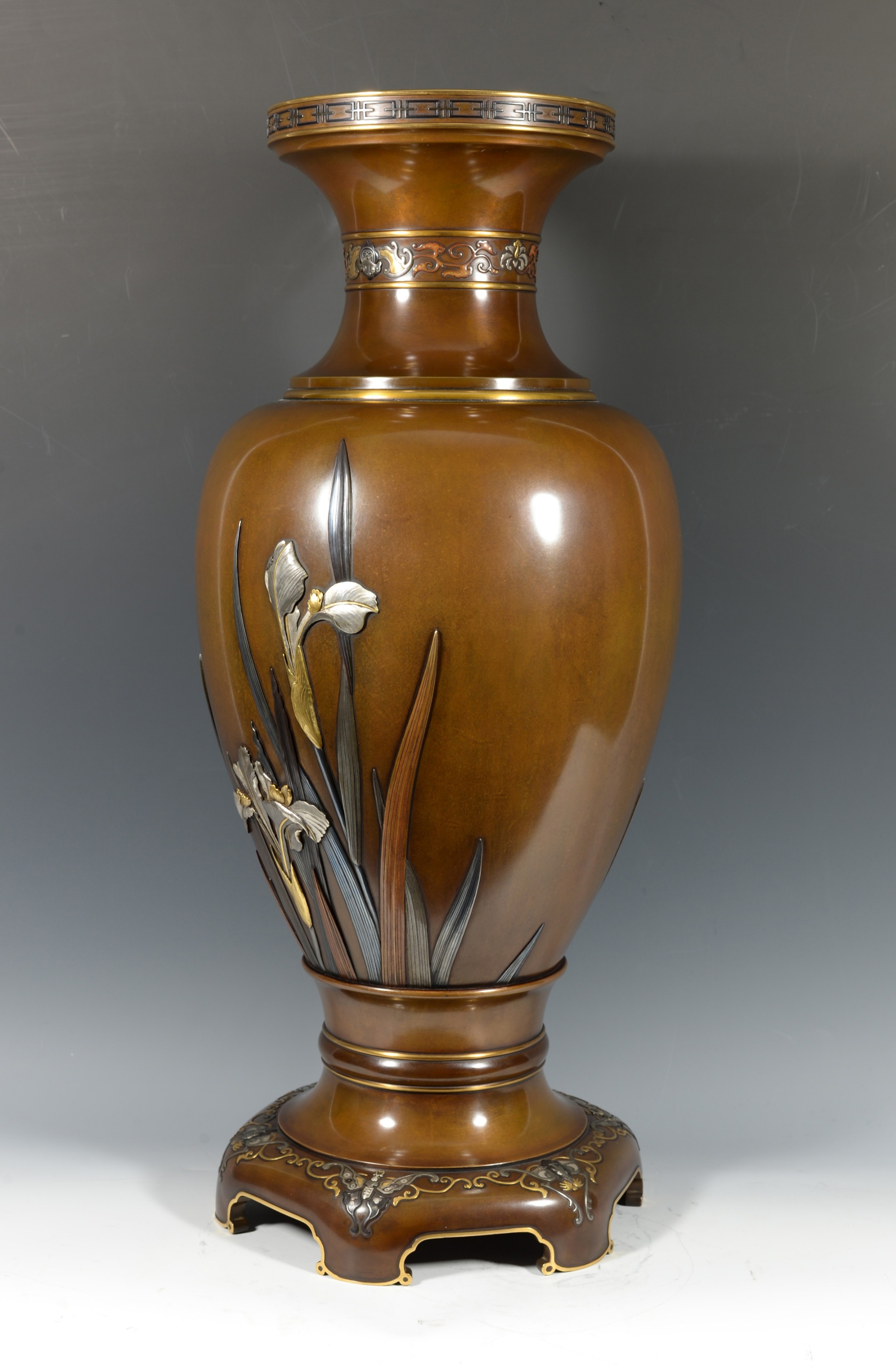 Large Exhibition  Quality Japanese Mixed Metal Vase - Yukiaki For Nogawa Company View VII