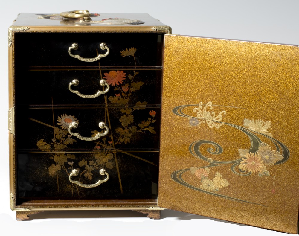 Japanese Gold Lacquer & Shibayama Kodansu by Shibayama Masayoshi View IV