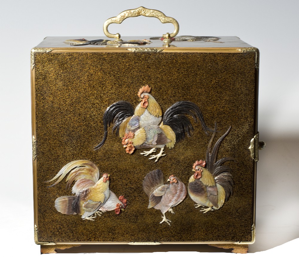 Japanese Gold Lacquer & Shibayama Kodansu by Shibayama Masayoshi View V