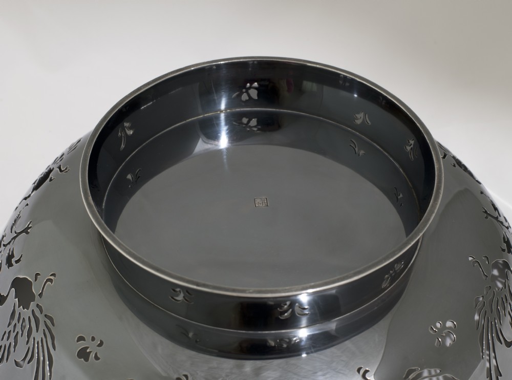 Large Japanese Silver Fruit Bowl. View VIII