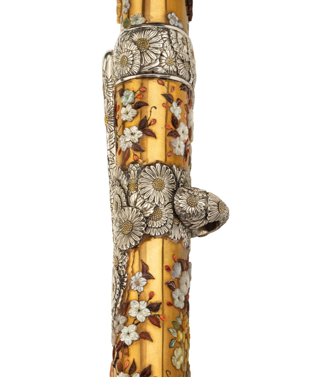 Japanese Gold Lacquer & Shibayama Tanto (Dagger) View XVII
