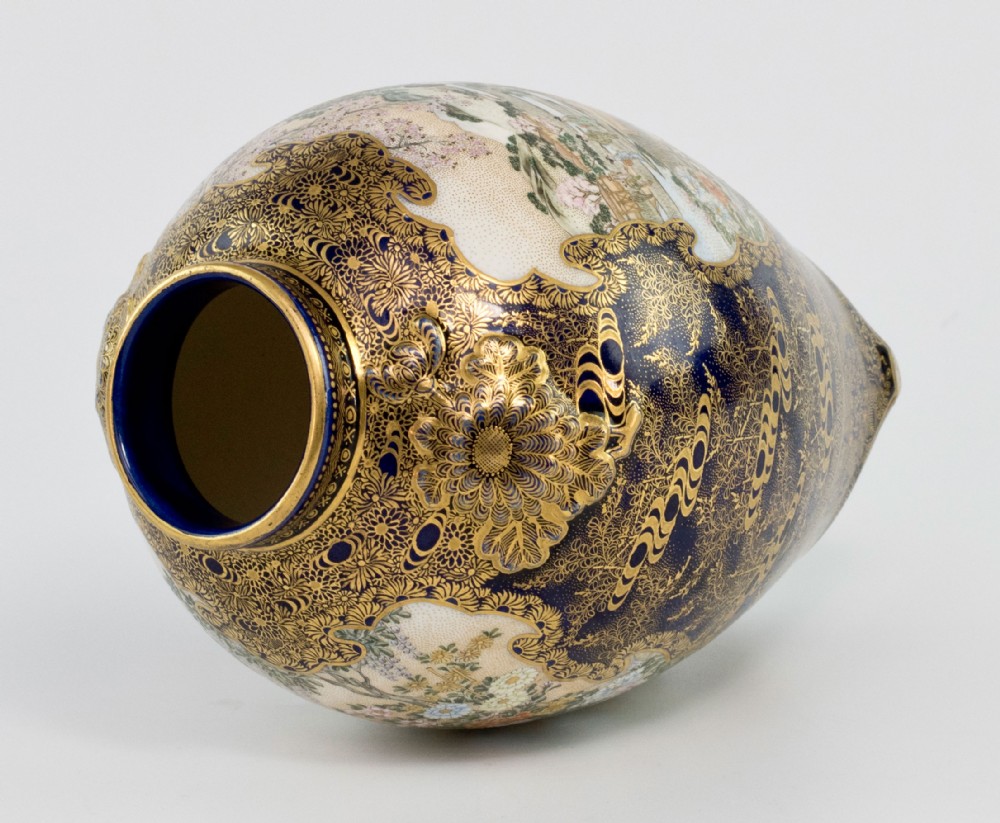 Japanese Satsuma Vase by Kinkozan View VI