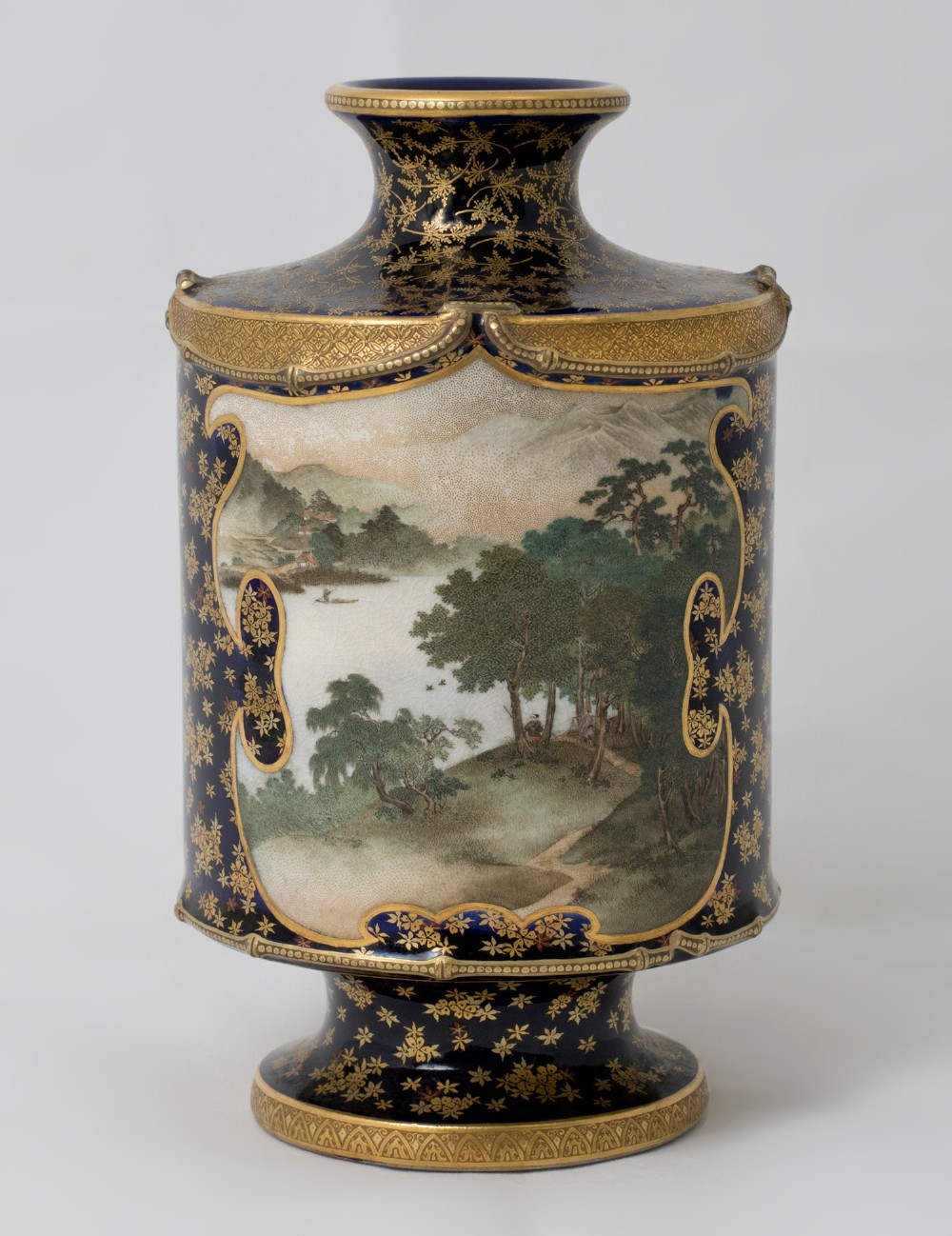 Japanese Satsuma vase by Kinkozan View III