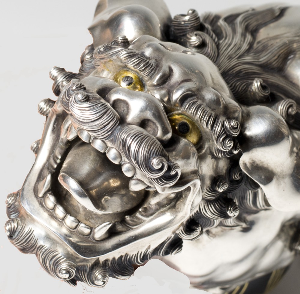Japanese Cast Silver Shi Shi Incense burner (Koro) - Kazumi View IX