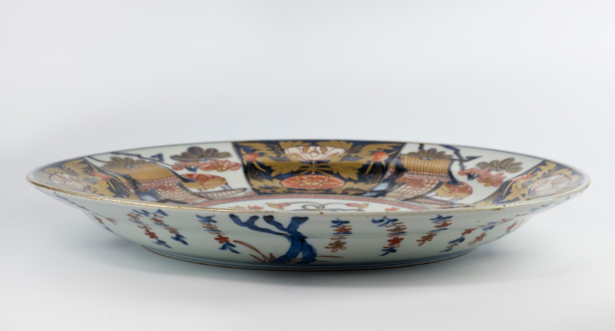Large 18th century Japanese Arita Imari Charger View III