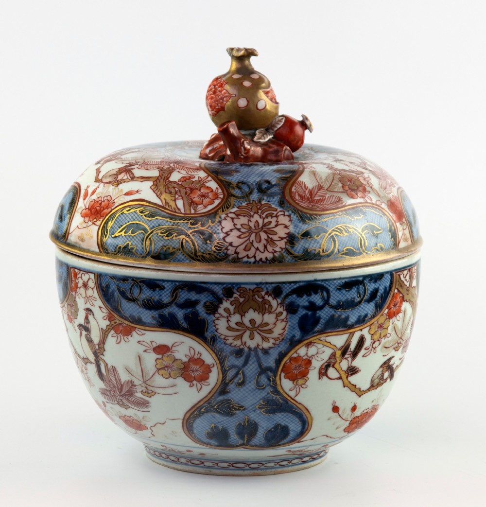 Japanese 17th century Arita Bowl and Cover View IV