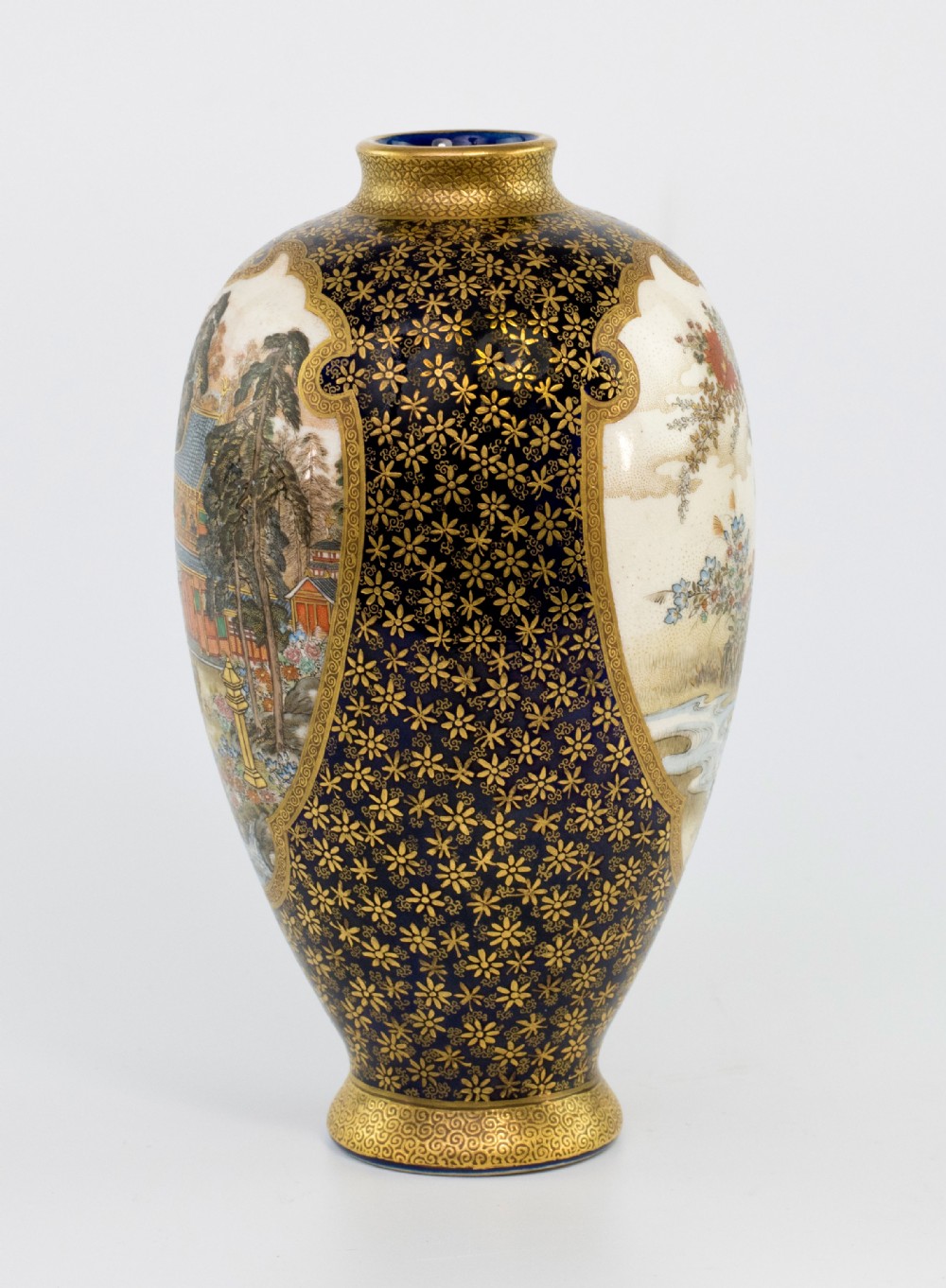 Japanese Satsuma Vase by Kinkozan View IV