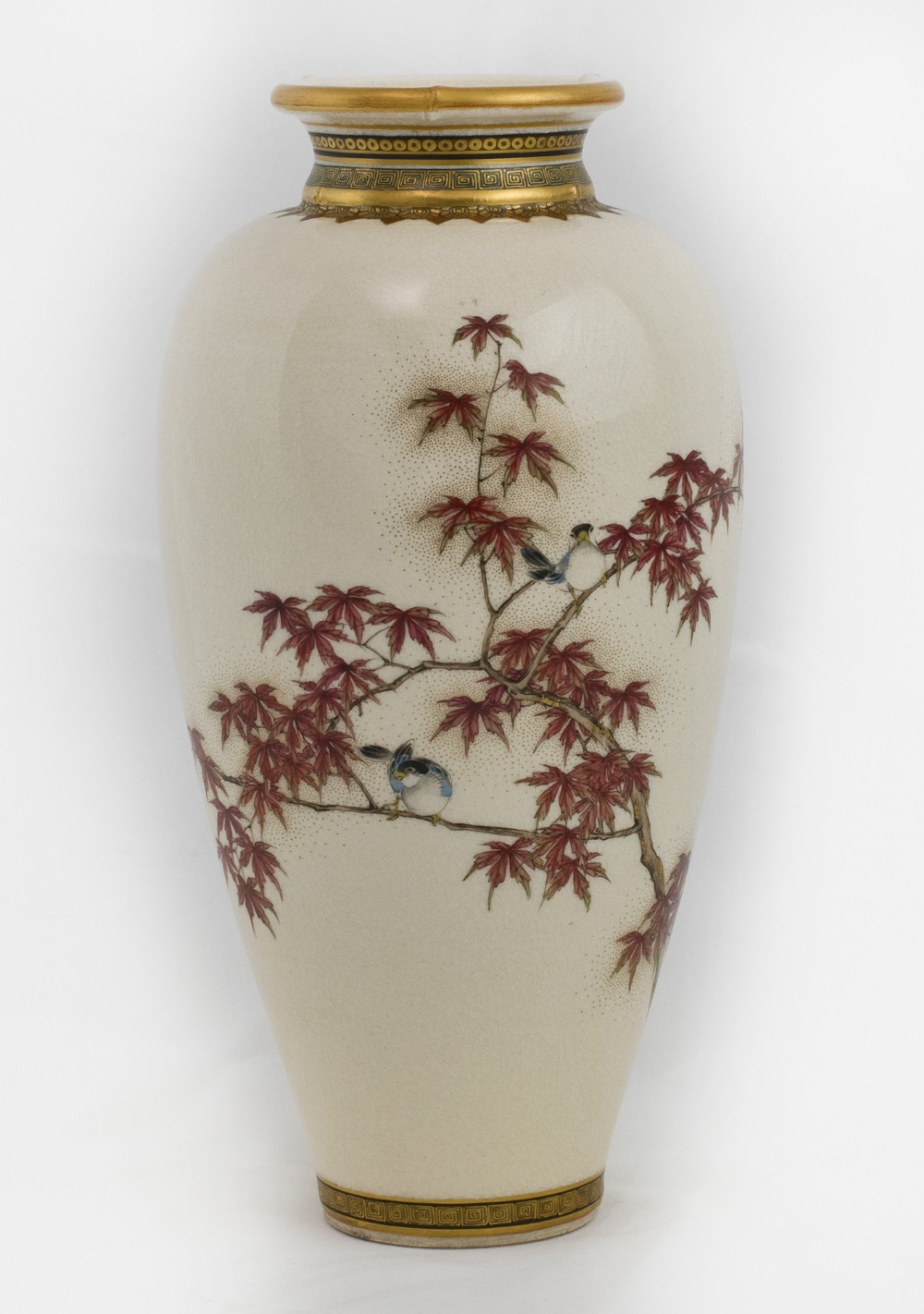 Charming Japanese Satsuma Vase by Ryozan For Yasuda Company View II