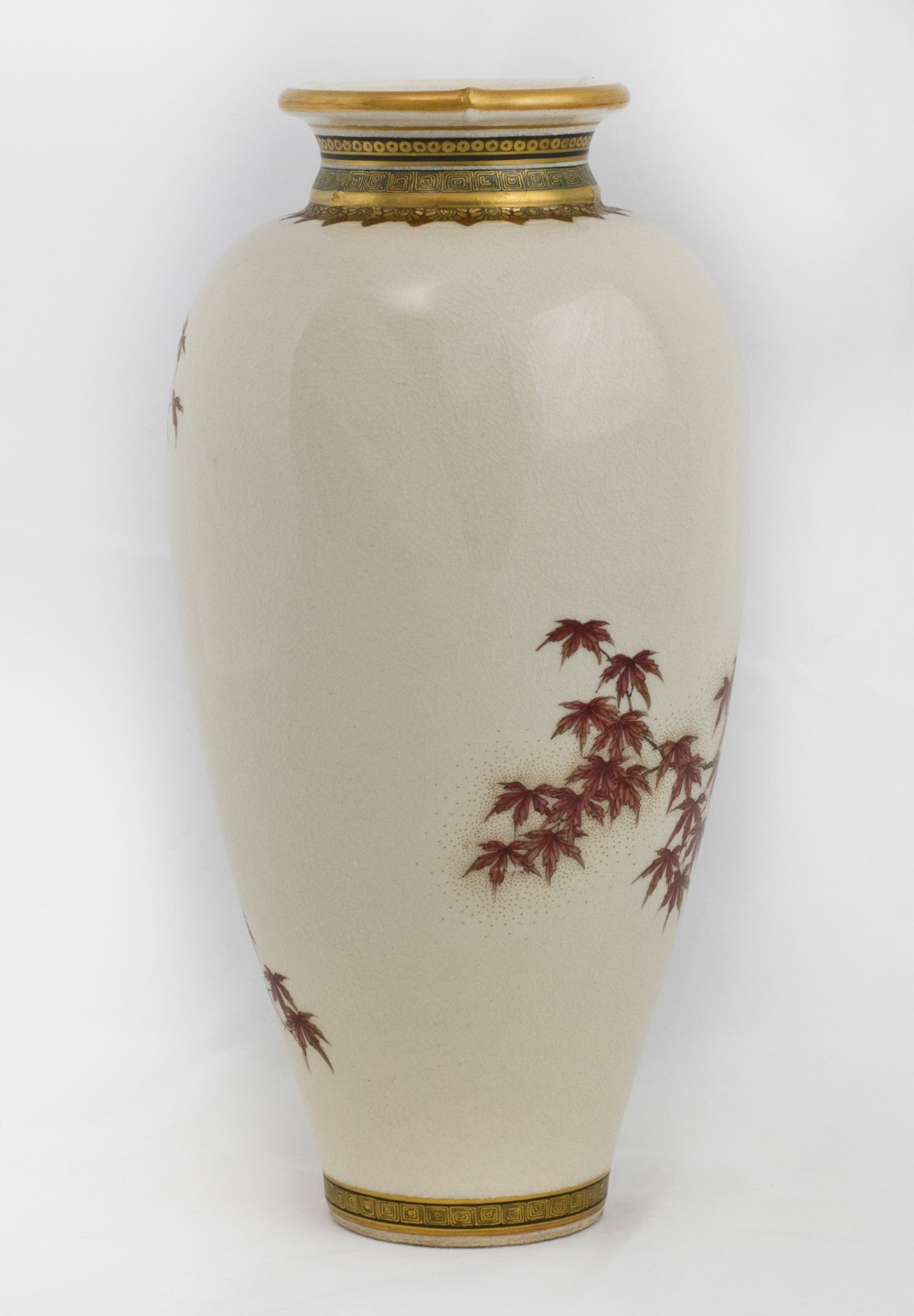 Charming Japanese Satsuma Vase by Ryozan For Yasuda Company View IV
