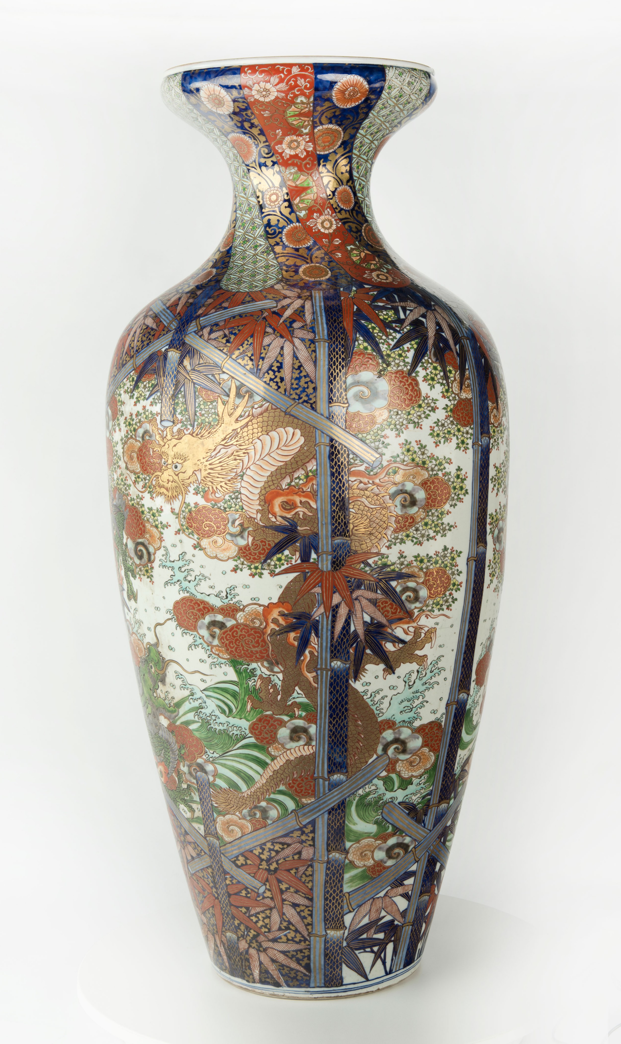 Huge Japanese Dragon Decorated Imari Floor Vase View VII