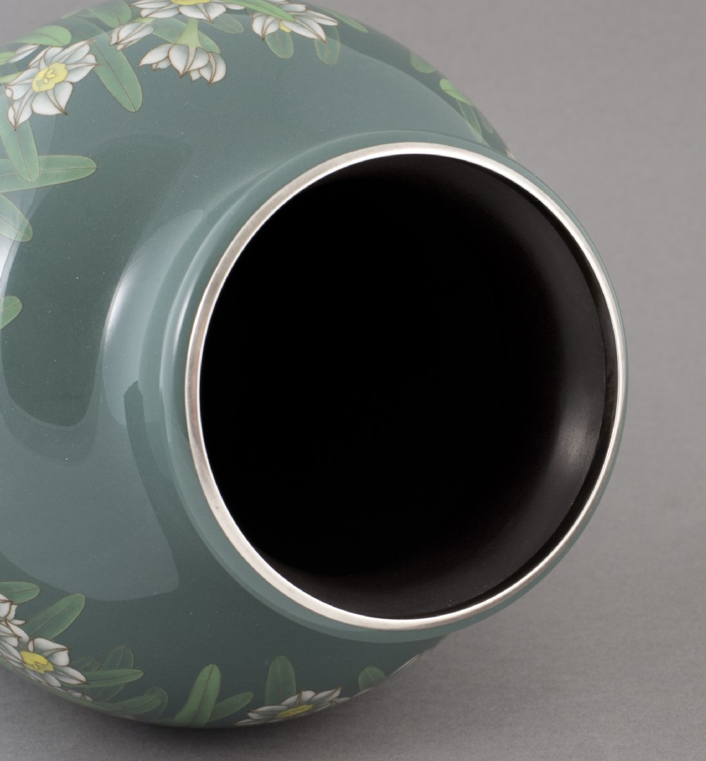 Japanese  Cloisonne Enamel Vase by Ando Jubei View XIV