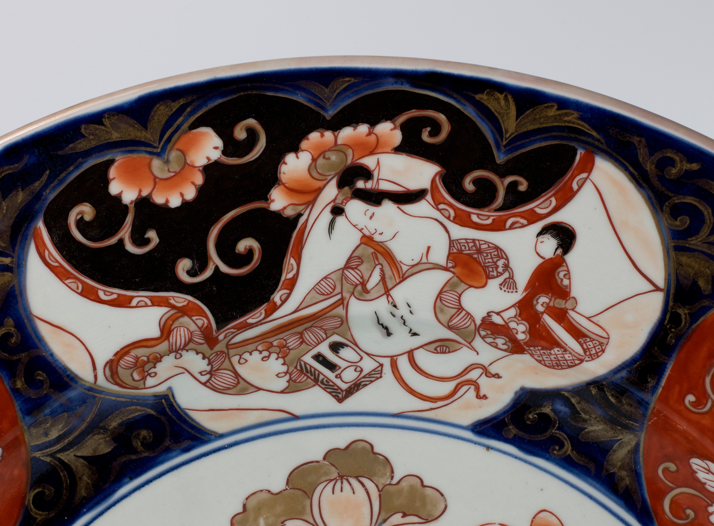 Huge 17th century Japanese Arita Imari Charger View II