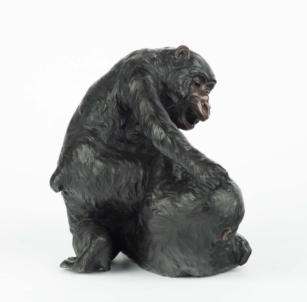 Captivating Japanese Bronze Monkey Okimono - Genryusai Seiya View II