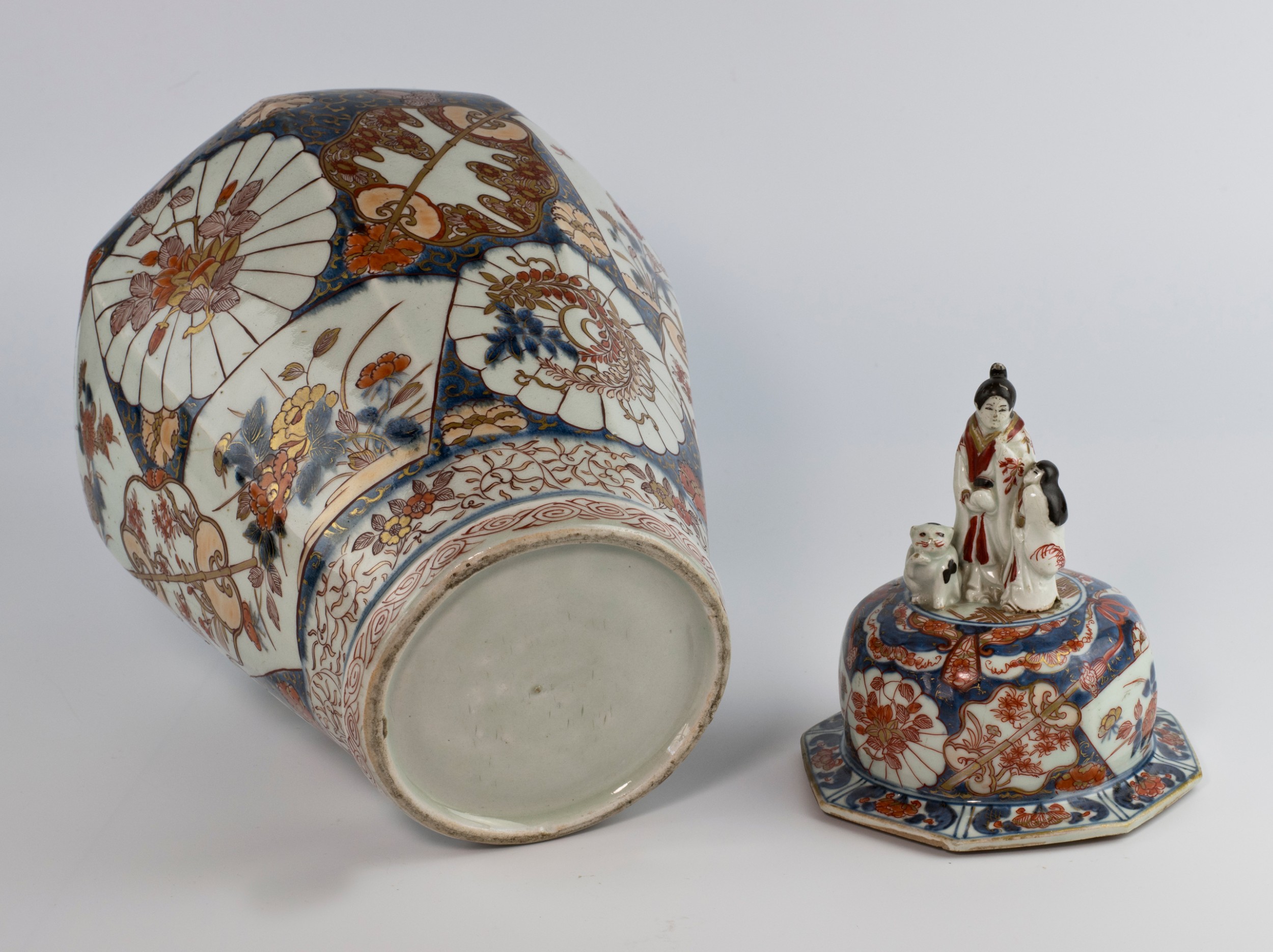 Large 17th Century Japanese Arita Vase- Genroku Period. View IX