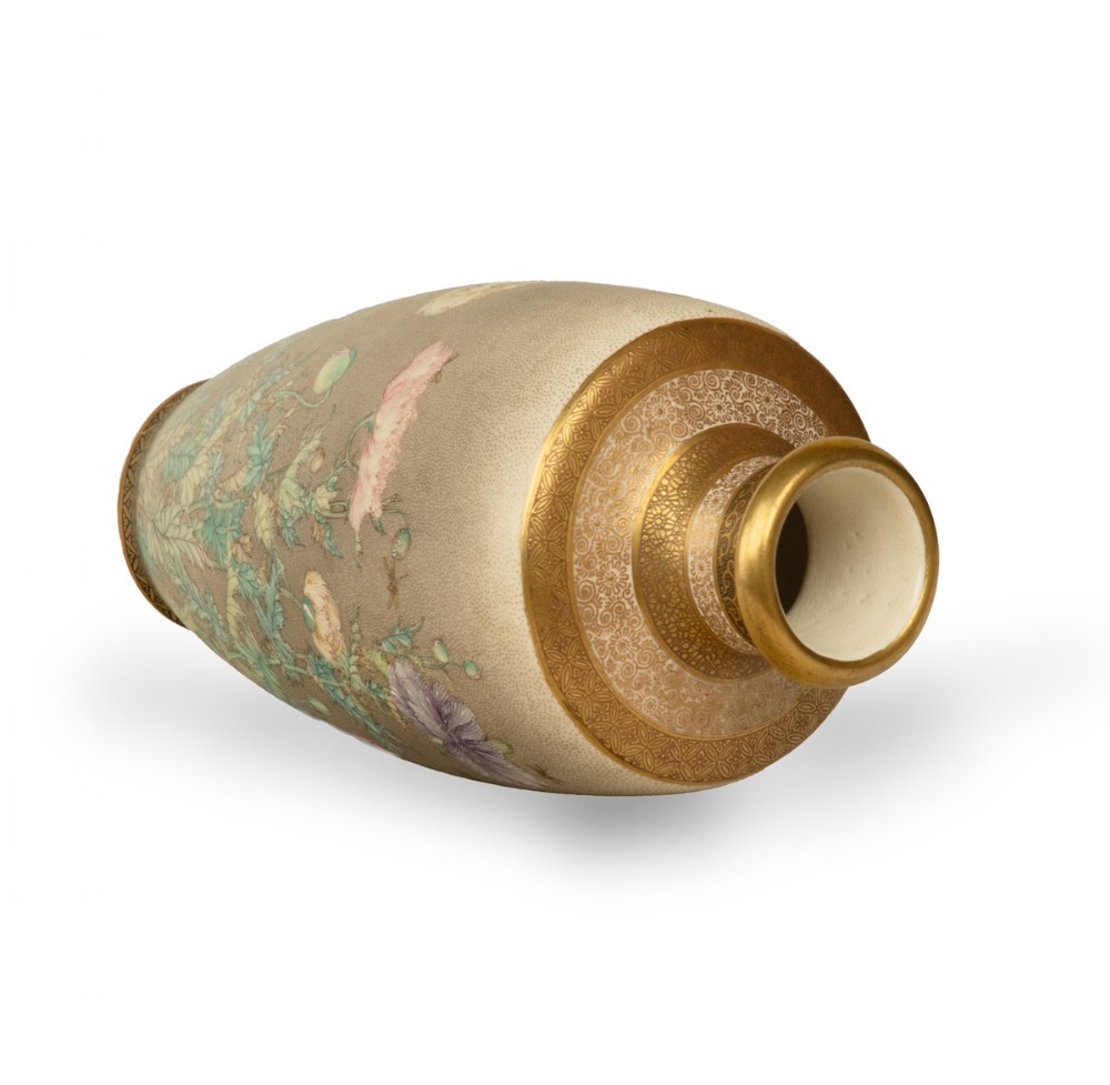 Fine Japanese Satsuma Ceramic Vase by Kinkozan View VII