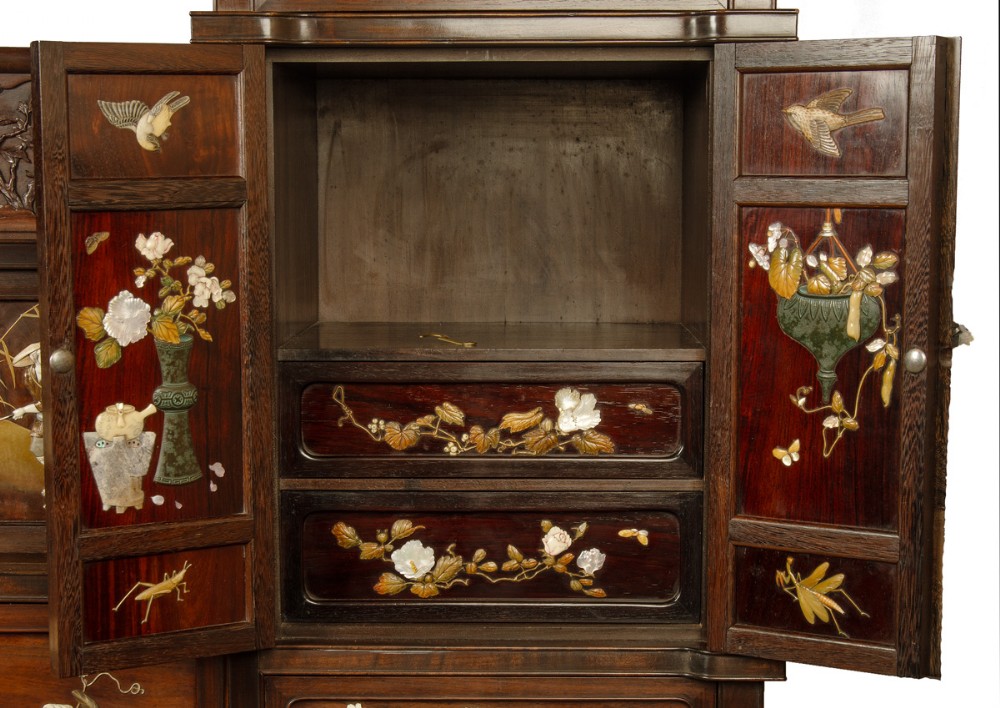 Japanese Shibayama Decorated Hardwood Shodana Cabinet View XVII