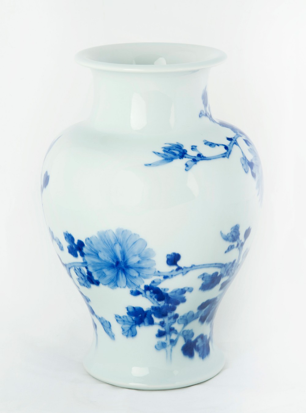 Japanese Ceramic Vase by Makuzu Kozan View II