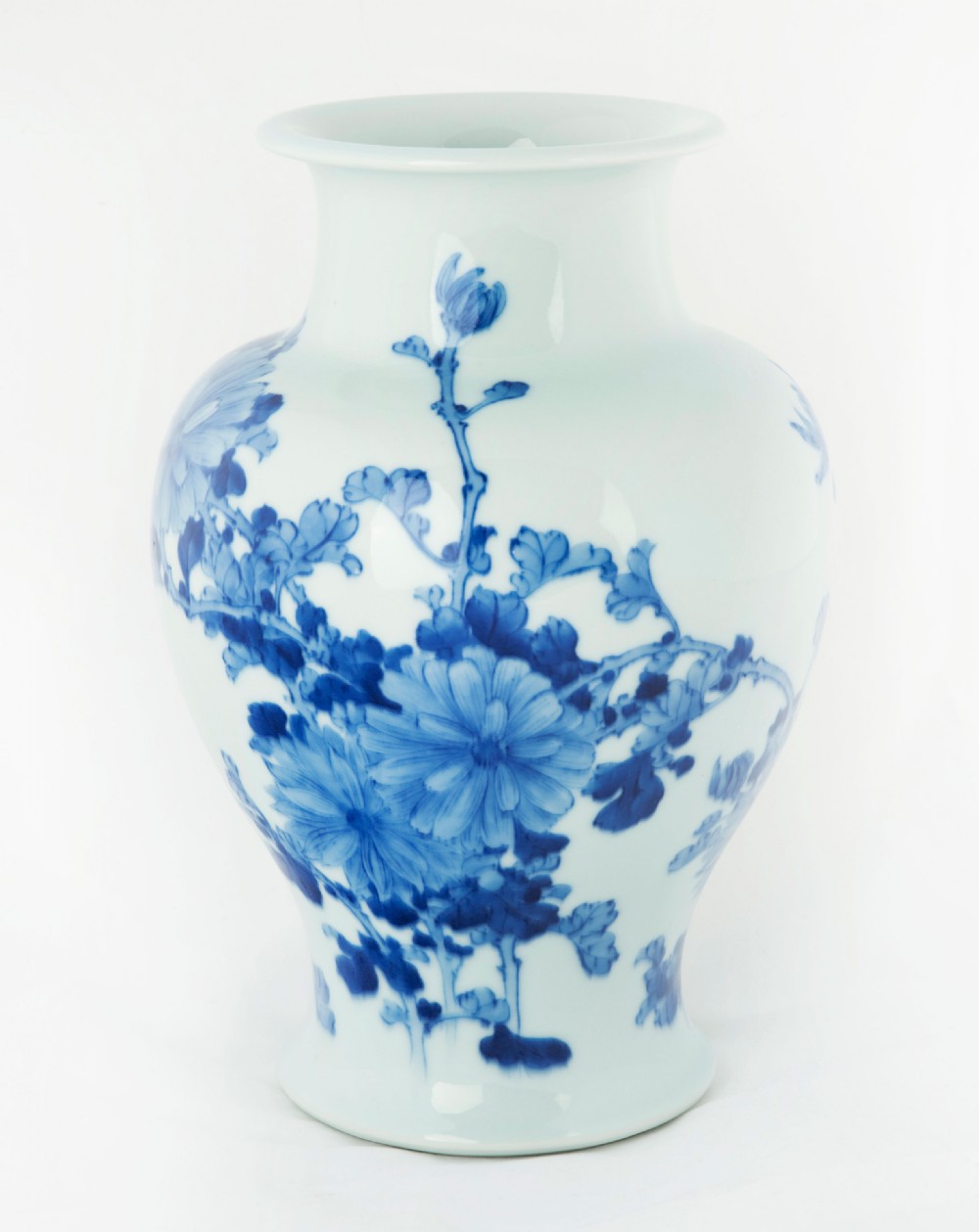 Japanese Ceramic Vase by Makuzu Kozan View III
