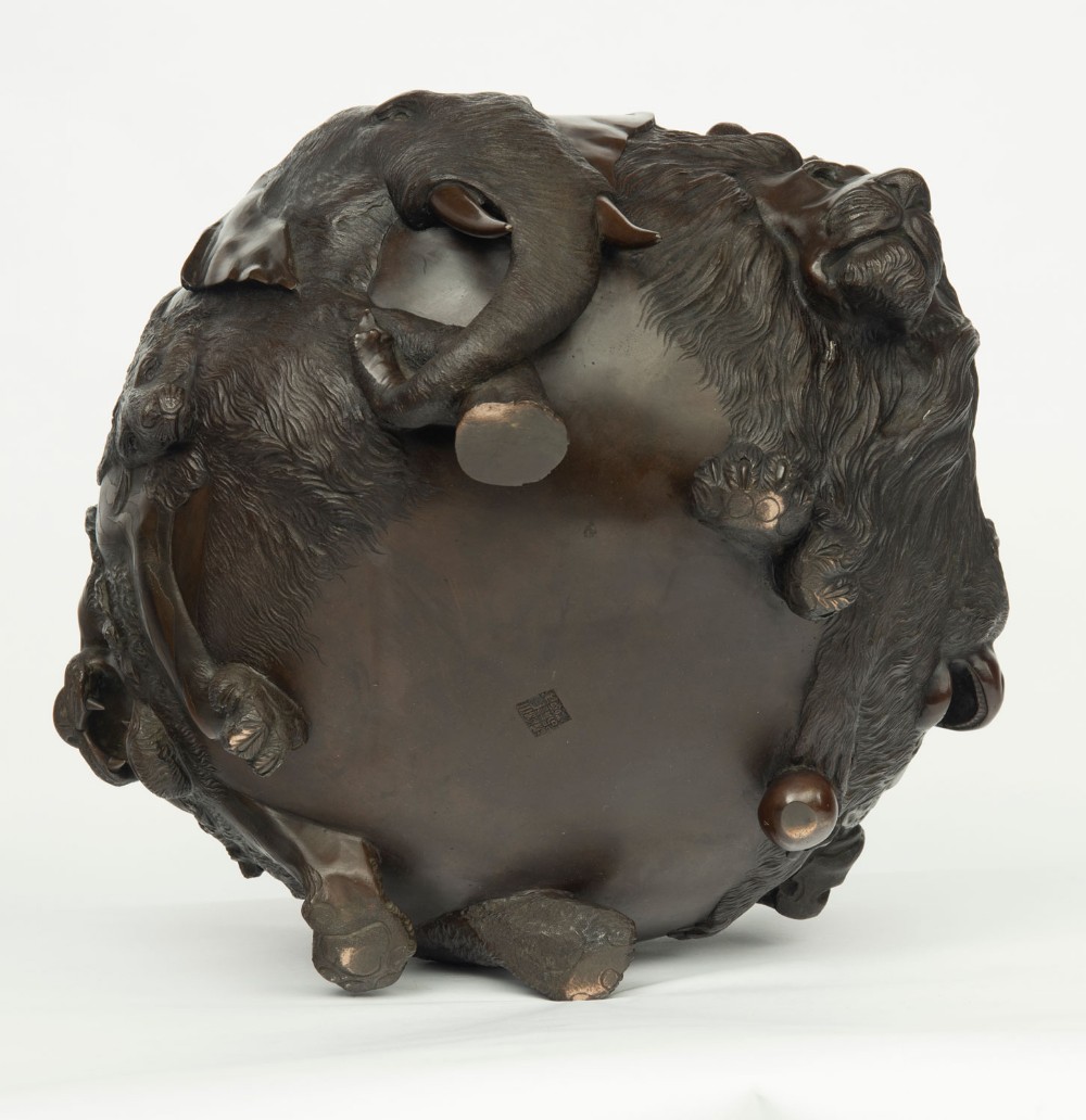 Large Japanese Bronze Zoomorphic Jardiniere by Seiya View VII
