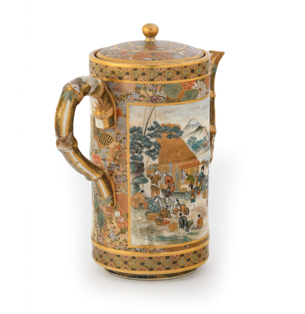 Fine Japanese Satsuma Sake Ewer by Hozan View II