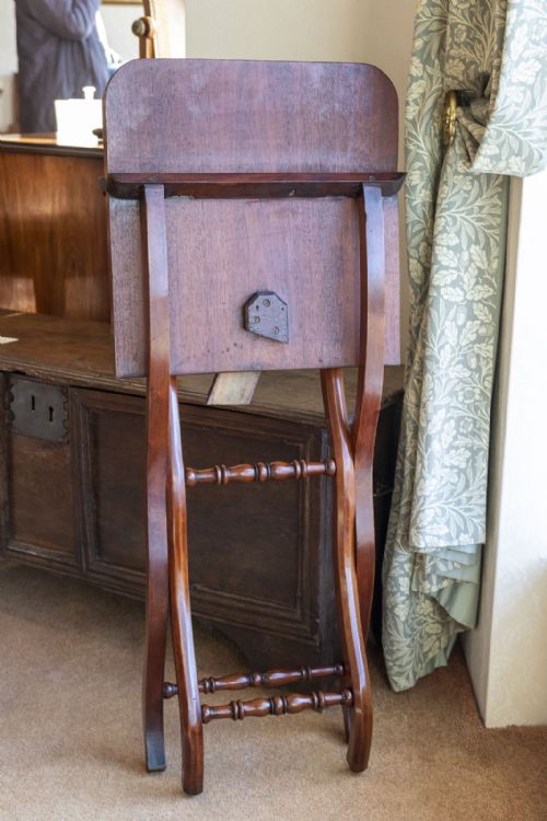 EARLY 19TH CENTURY MAHOGANY COACHING TABLE - ADDITIONAL PHOTO 6