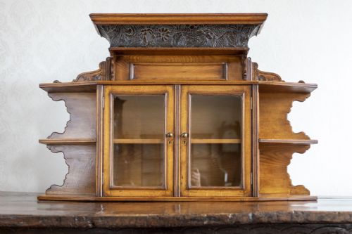 unusual 19th century mahogany hanging unit - CATEGORY: ANTIQUE CABINETS - DATED 19TH CENTURY