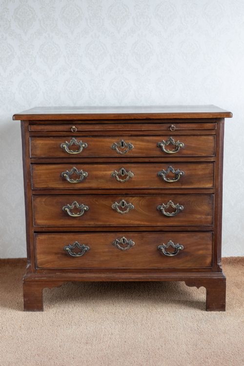 VERY SMALL RARE MAHOGANY DRESSING CHEST WITH BRUSHING SLIDE - ADDITIONAL PHOTO 2