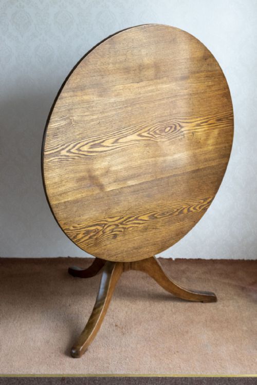 MAGNIFICENT ASH TRIPOD TABLE WOULD SEAT 4 COMFORTABLY - ADDITIONAL PHOTO 6