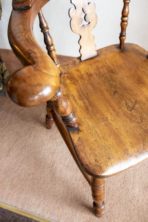 ELEGANT EARLY 19TH CENTURY ASH YORKSHIRE BROAD ARM WINDSOR CHAIR - ADDITIONAL PHOTO 2