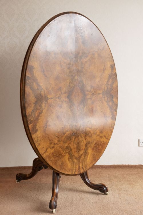 MID VICTORIAN OVAL CENTRE TABLE WITH TIP UP ACTION - ADDITIONAL PHOTO 4